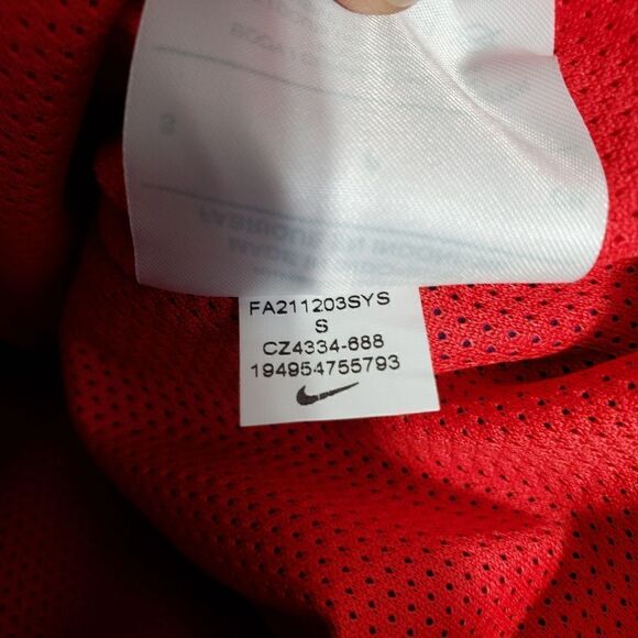 Nike USA Women’s Sz SMALLS Soccer All Weather Wind breaker Jacket CZ4334-688.NWT - Picture 11 of 12